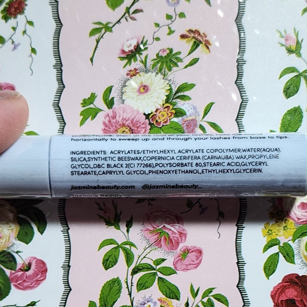 Jazmine Beauty Luxe Lash Volumizing Mascara NIB - Picture 4 of 5